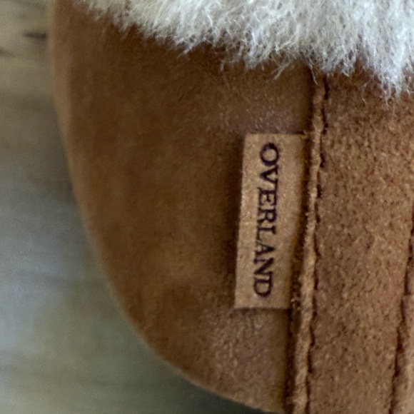 OVERLAND • 100% Sheepskin “Sofia” Soft Sole Slipper - Size 8 - Picture 4 of 10